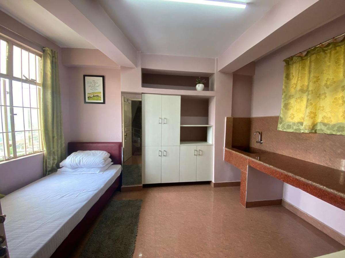 The Palm Guest House Kohima Kültér fotó